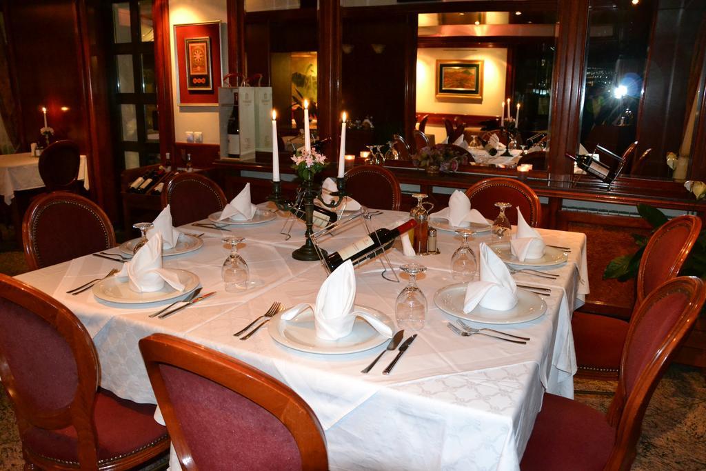 Dva Bisera Hotel 4*